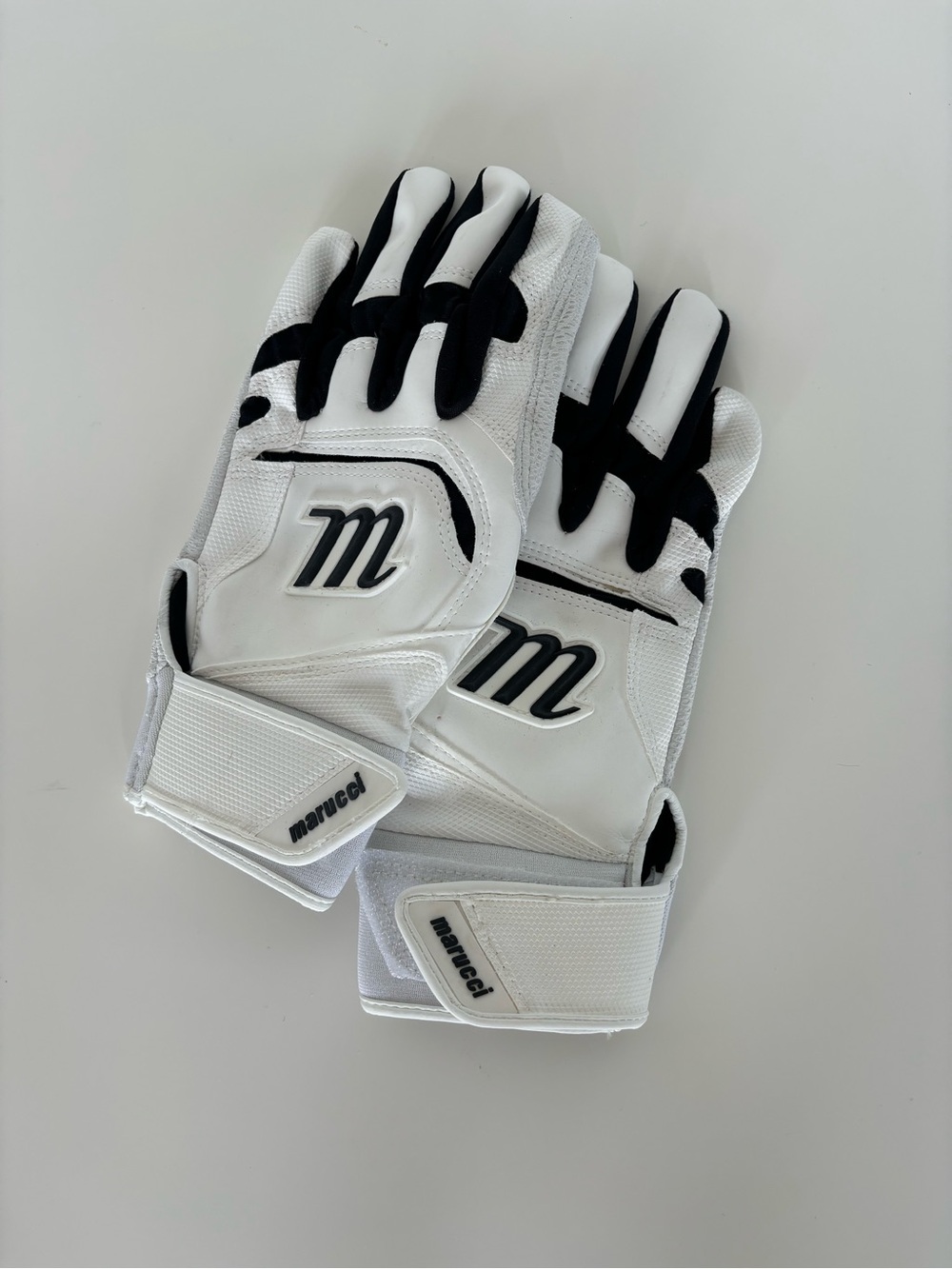 Marucci Men's White and Black Batting Gloves NWOT